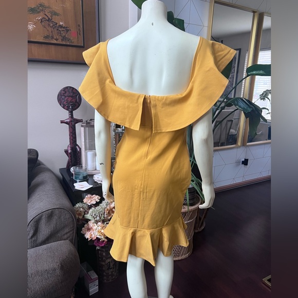 OFF SHOULDER DRESS - Picture 3 of 10